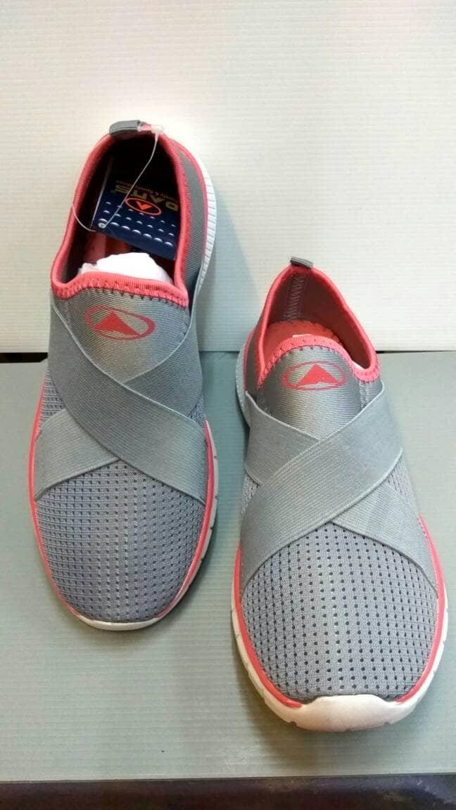 Sepatu Slip on Dans women