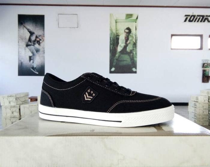 Sepatu Anak Tomkins Crackers
