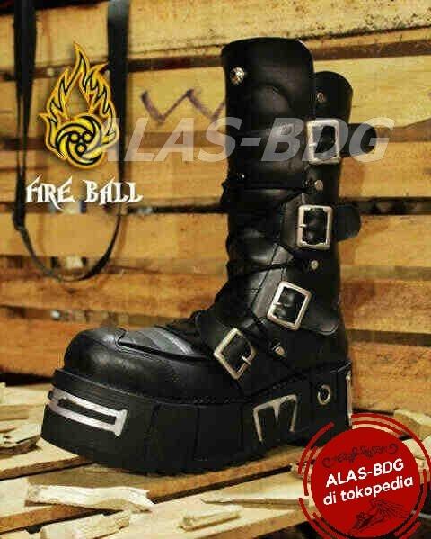 SEPATU ROCKER BOOTS PRIA// SEPATU ANAK BAND// SEPATU PANGGUNG 4 GESPER