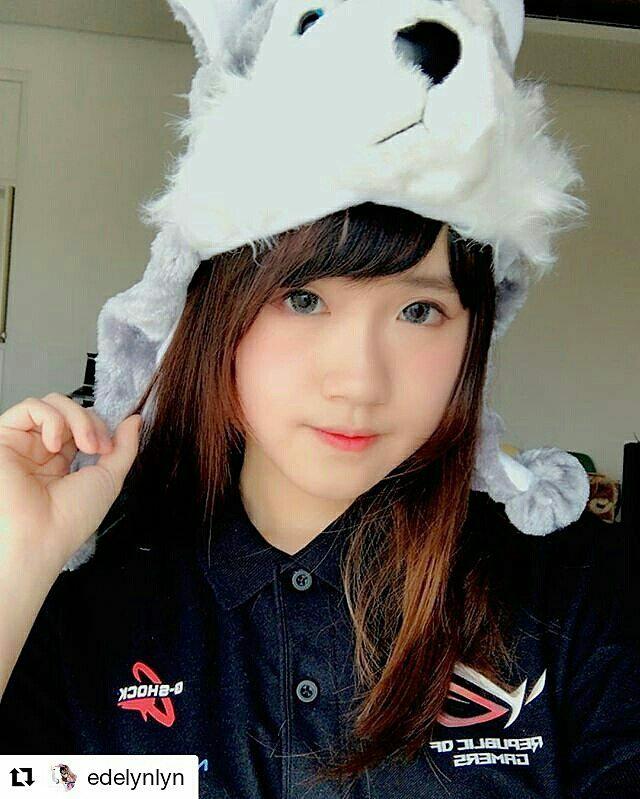topi boneka wolf / serigala