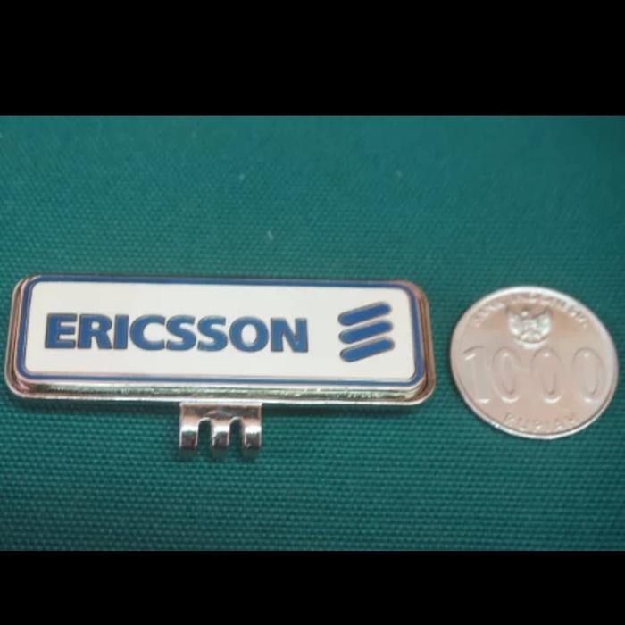 Paket pin jadul antik Ericsson tipe jepit dan magnet