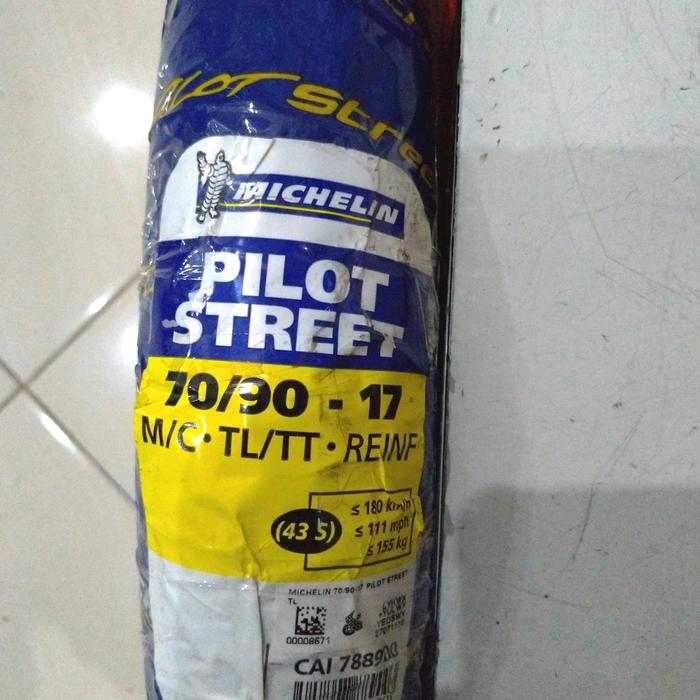 Michelin 70/90-17 Pilot Street