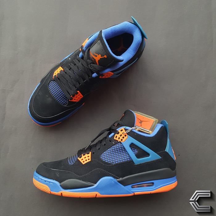 Air Jordan 4 Retro Cavs