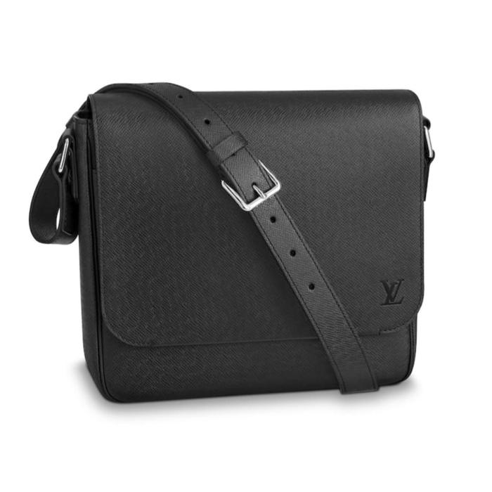 Louis Vuitton Tas LV Messenger Bag Roman PM Taiga Asli Hitam dengan Saku iPad dan Tali Bahu Adjustab