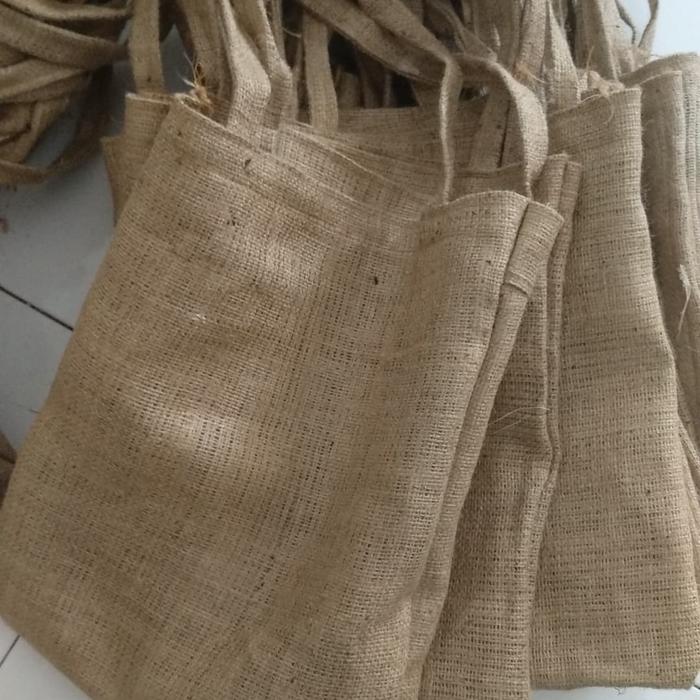 tas goni custom. burlap bag. Tote bag goni