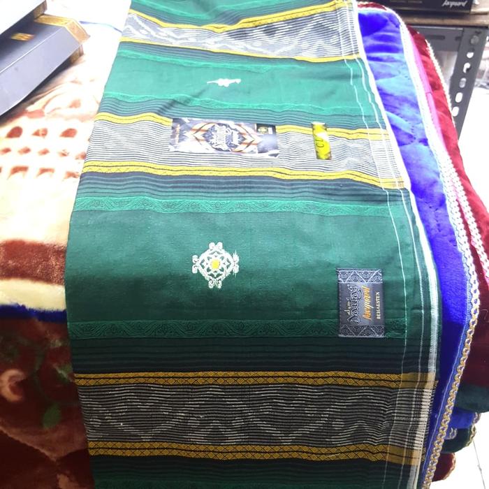 sarung atlas baginda jaquar