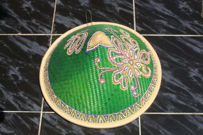 caping topi petani kerajinan tangan bambu tulis batik manual kerucut