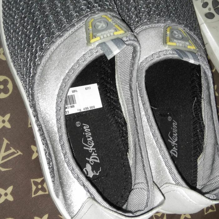 dr kevin shoes