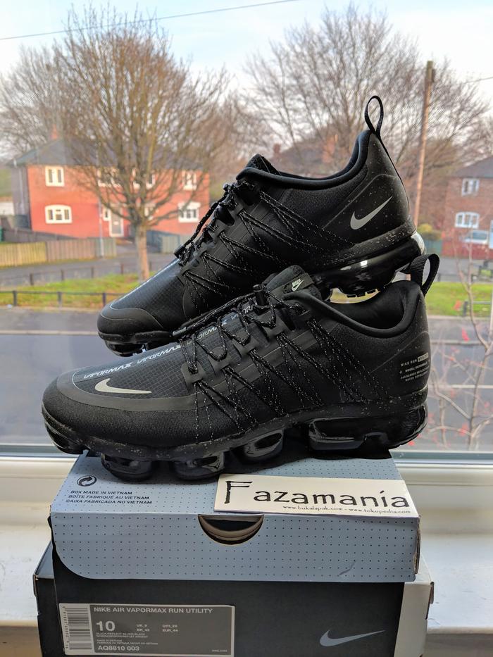 SEPATU NIKE AIR VAPORMAX RUN UTILITY TRIPLE BLACK