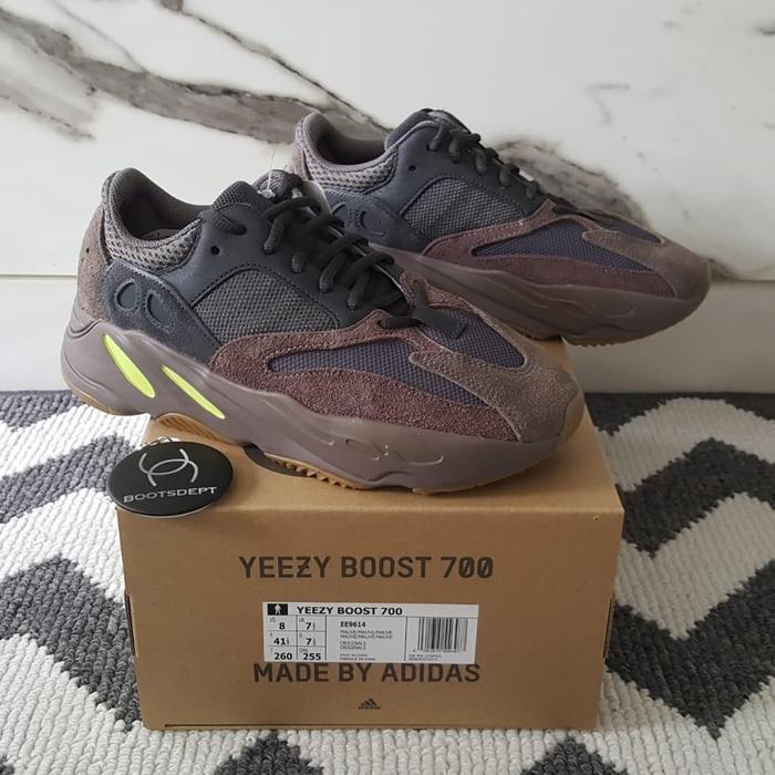 Adidas Yeezy Boost 700 Mauve
