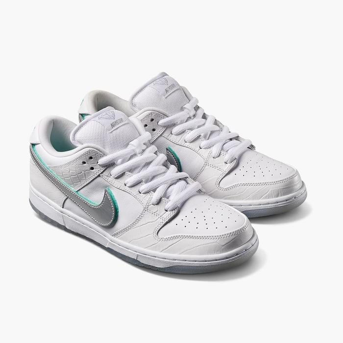 Diamond Supply Co x Nike Nike SB Dunk Low White Diamond