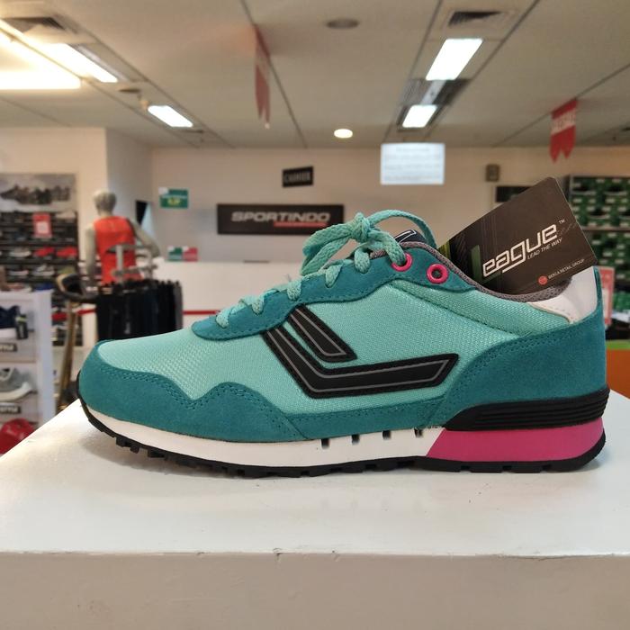 Sepatu League Cewe Sneakers Wanita Strive W Original Murah