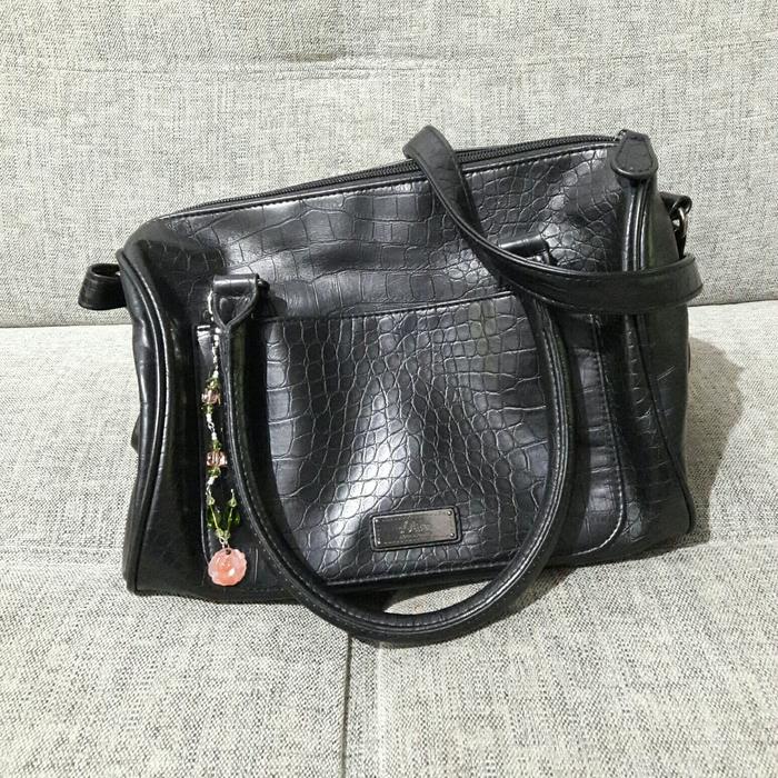 Tas S Oliver