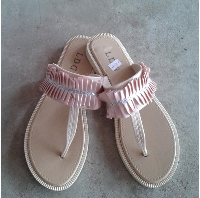 sendal LDG karet peach