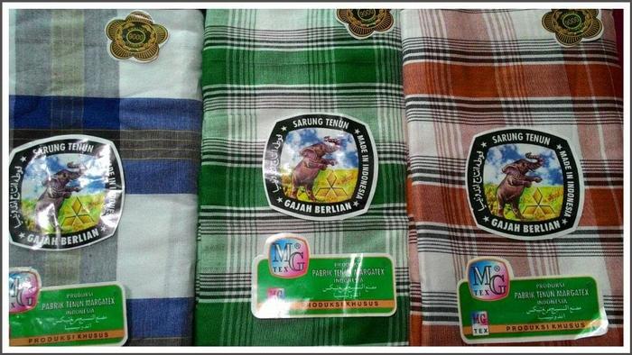 Sarung Gajah Duduk Berlian