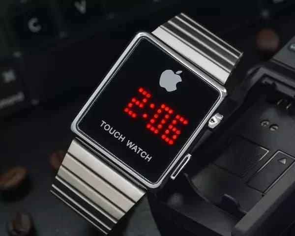 Jam Tangan Iphone Touchscreen Gold