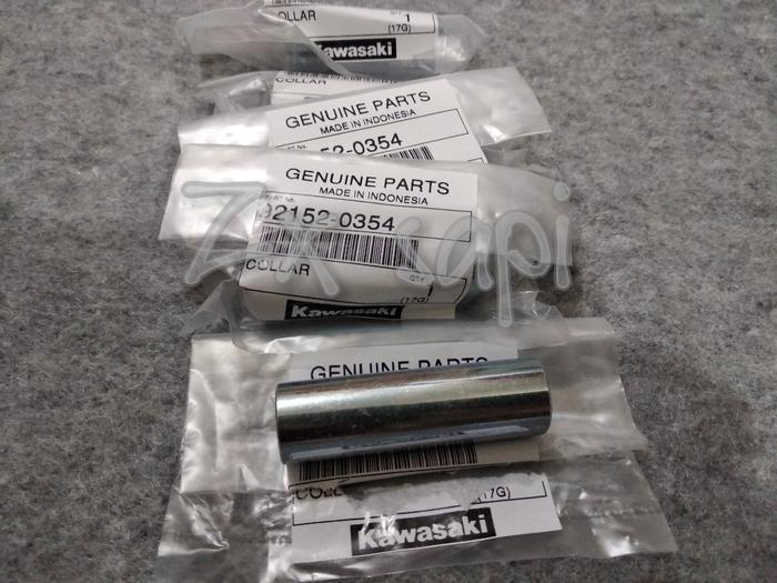Collar velg belakang / tromol kawasaki zx 130 part number 92152-0354