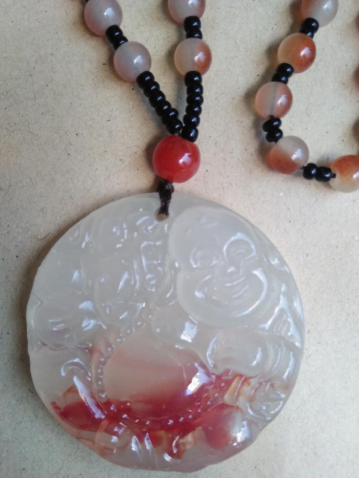 kalung giok putih Buddha maitreya