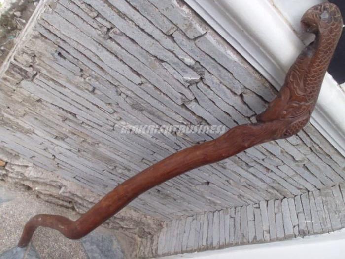 Tongkat Laris Kayu STIGI LAUT Ukir Manusia Ular By MAKRIFATBUSINESS
