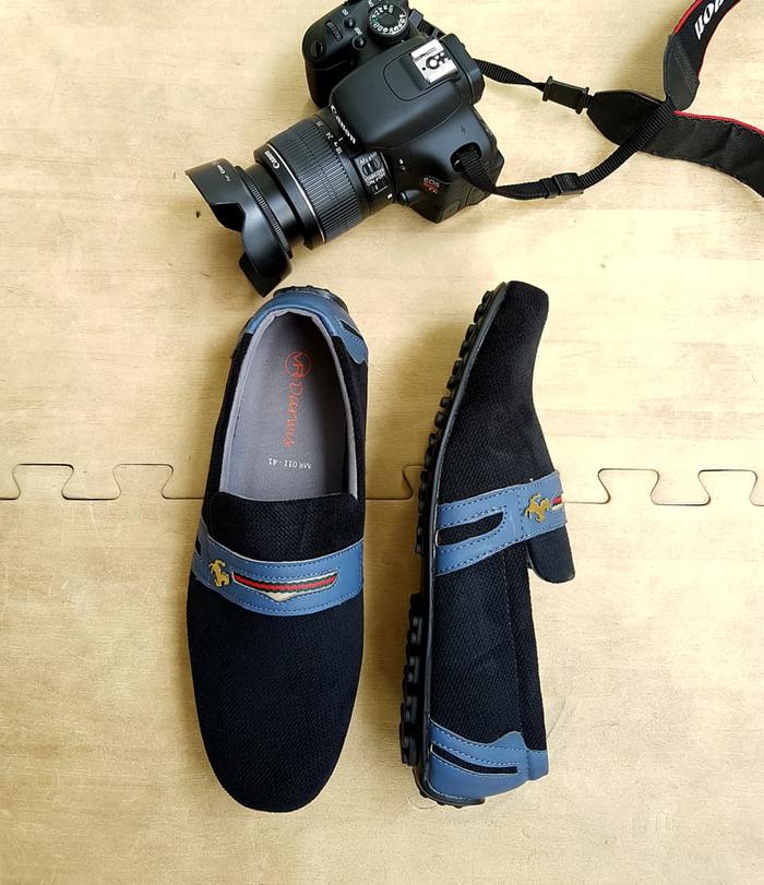Mr darwis loafers semi sneakers casual sepatu slip on pria mr011