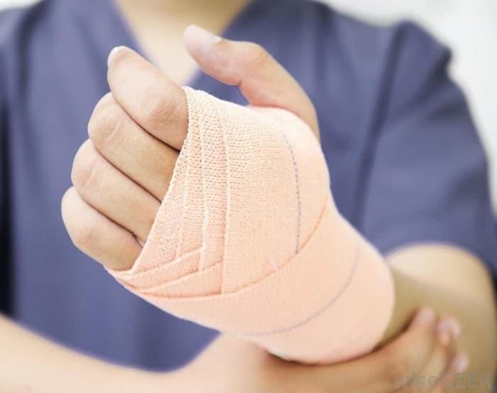 Elastic Bandage 6 Inch Perban Elastis 15 cm x 4.5m Perban Lutut Tangan