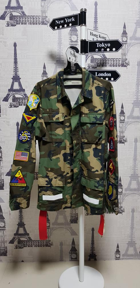 OFF-WHITE CAMO FIELD JACKET