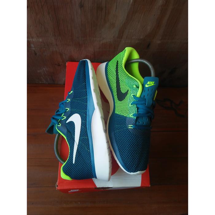 Nike Tanjun Racer Blustery sail Volt Not Flyknit Racer (BNIB ORIGINAL)