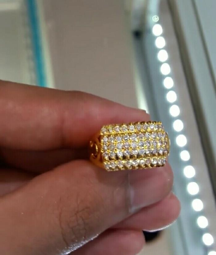 Cincin emas dan berlian