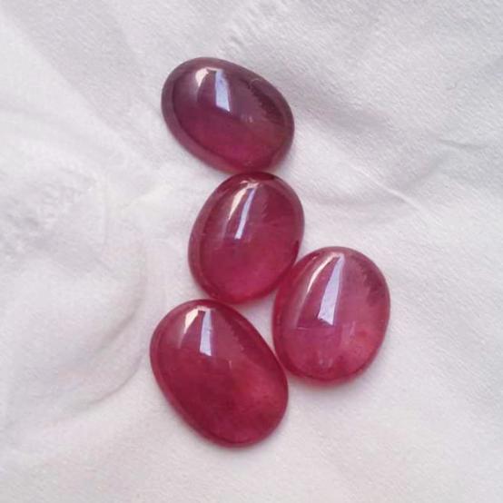 Batu Ruby Corondum Madagascar Loose Stone - Istana Mustika