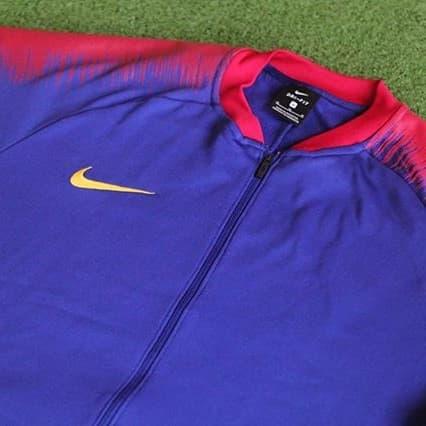 Jaket nike original