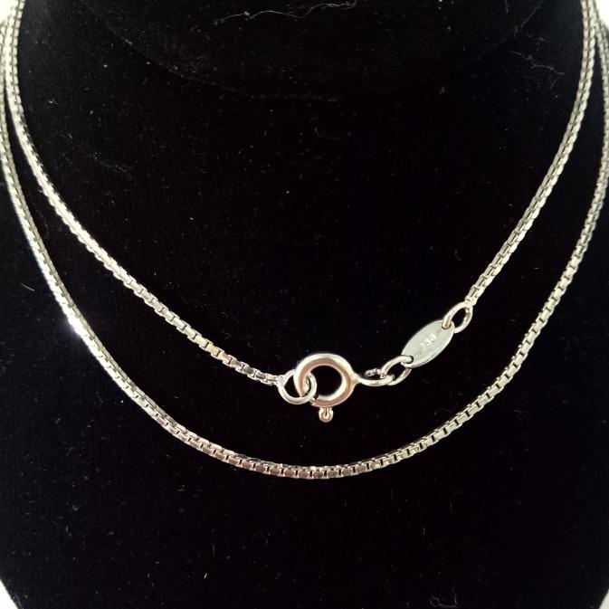 Kalung emas putih kadar 750