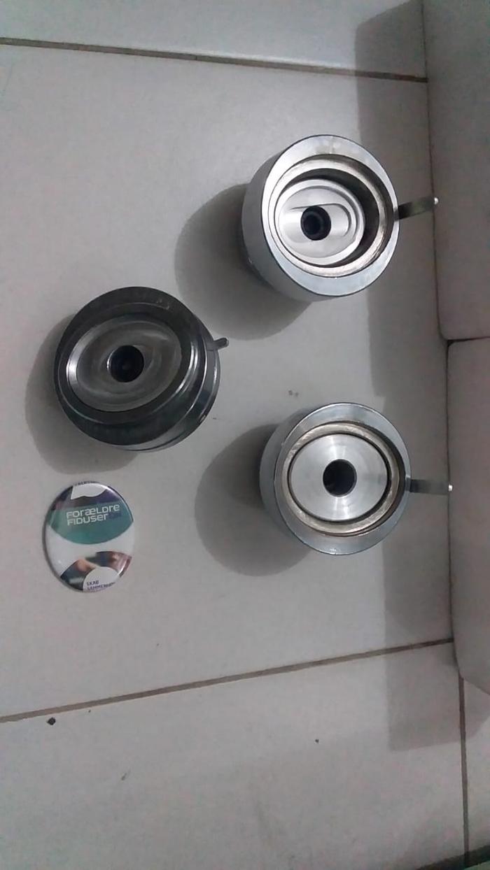 moulding pin oval