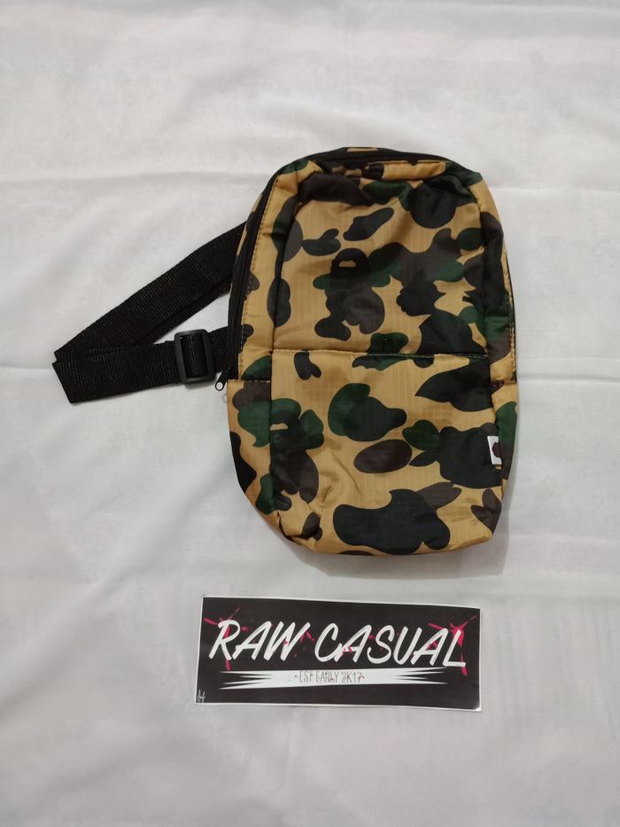 BAPE CAMO SLINGBAG / SHOULDERBAG