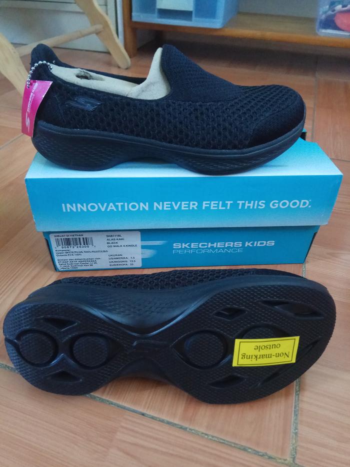 Skechers Go Walk 4 kindle blk blk