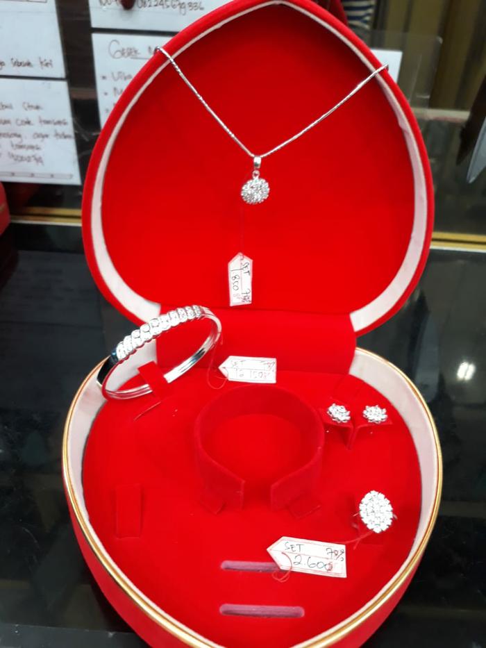 SET1 PERHIASAN EMAS PUTIH 1SET LENGKAP ANTING GELANG CINCIN KALUNG