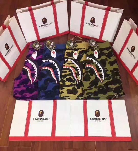 celana pendek bape shorts camo kaos bape