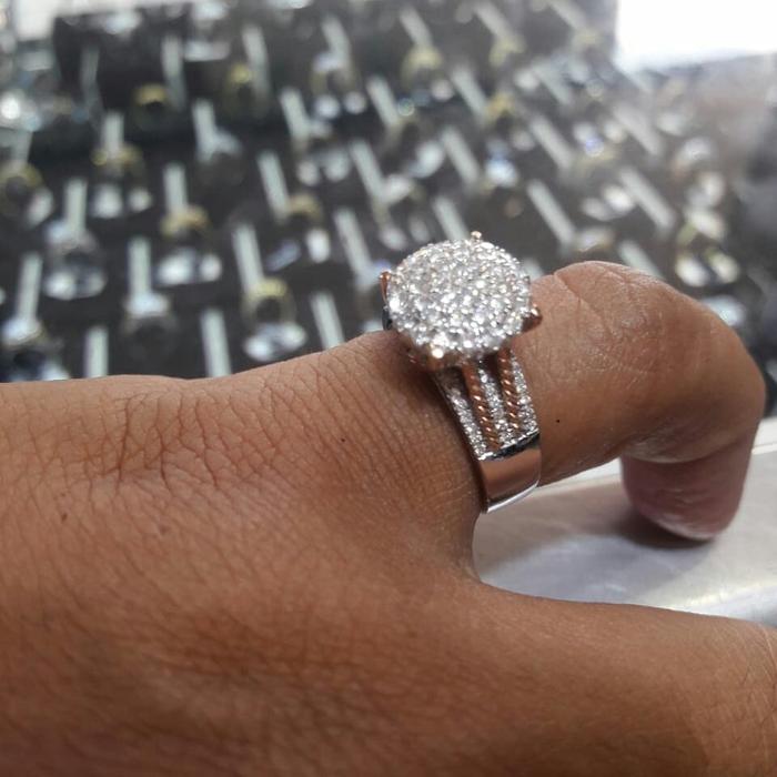 Cincin emas dan berlian