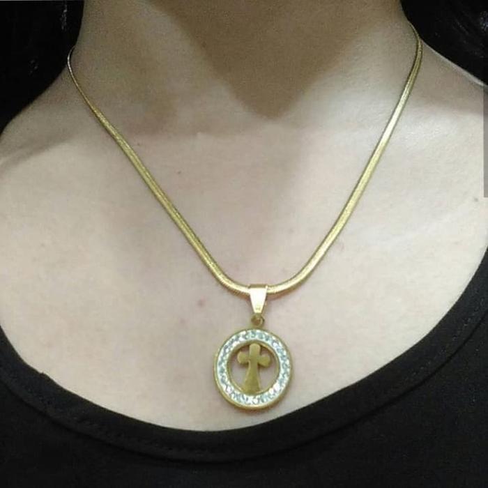 Kalung salib / kalung salib emas / liontin salib / kalung salib cewek