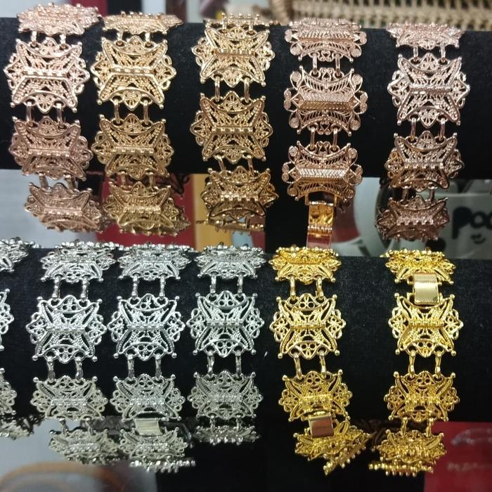 Gelang Khas Pintu Aceh