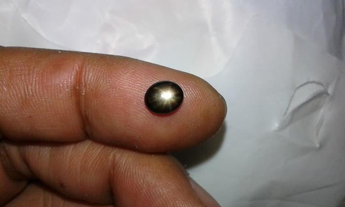 1,3 CT Natural Sapphire 12 Ray Star (Unheated) Thailand