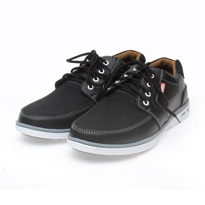 RK Shoes NR Hitam