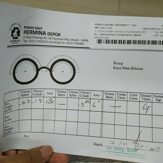essilor lensa