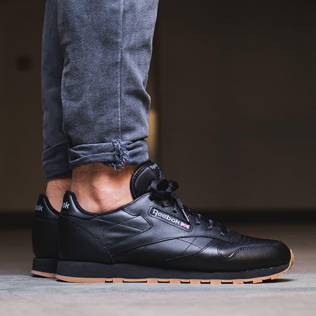 Sepatu reebok cl leather intense black/gum classic original