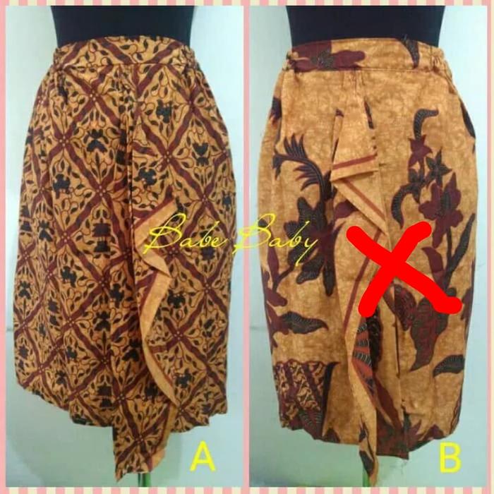 Rok Batik Klewer (Klewer skirt)