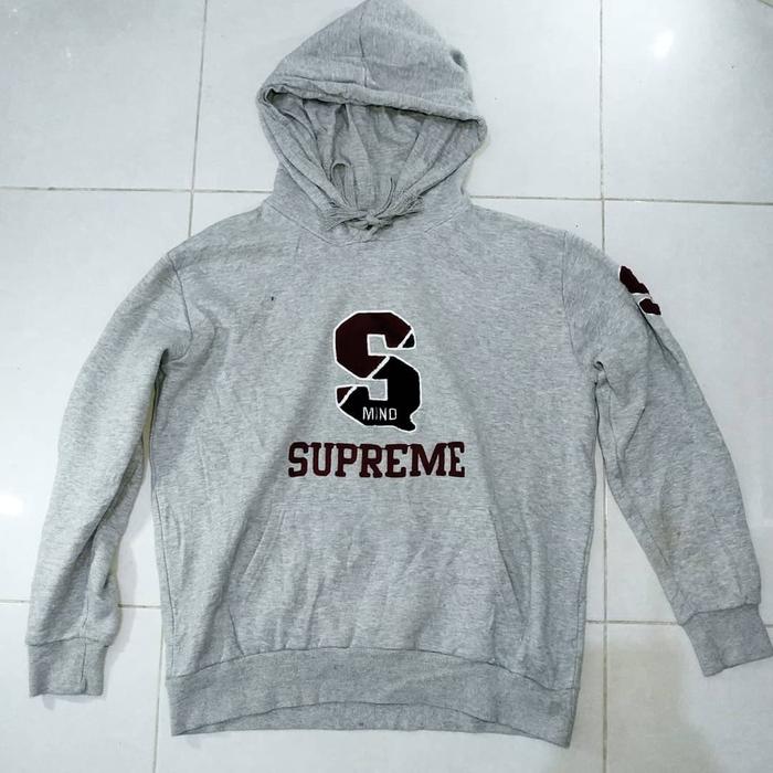jaket supreme  jaket supreme