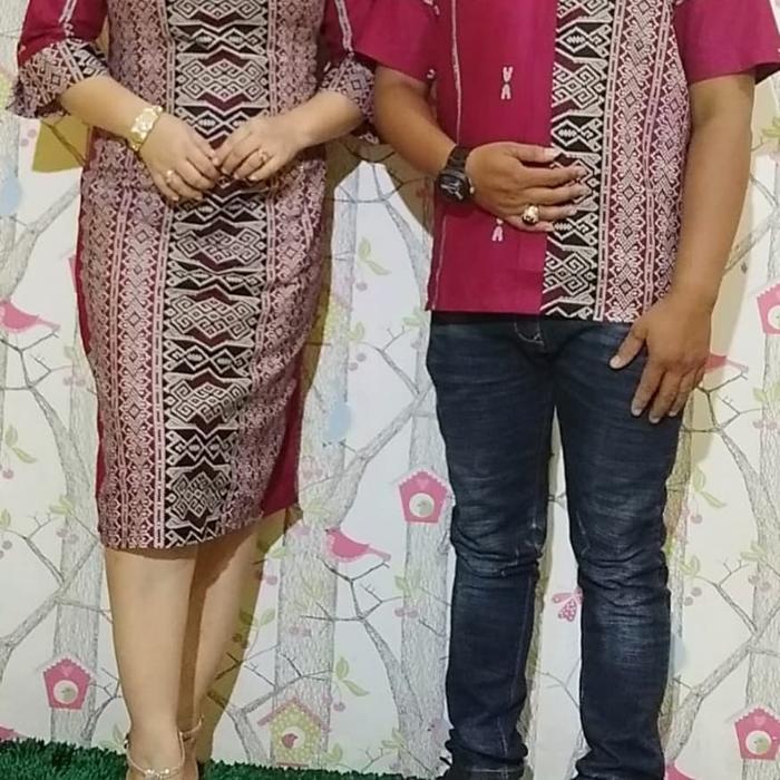 baju couple motif ulos