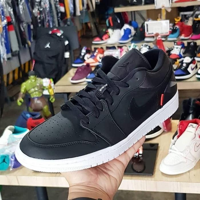 AIR JORDAN 1 LOW • PSG PARIS SAINT-GERMAIN