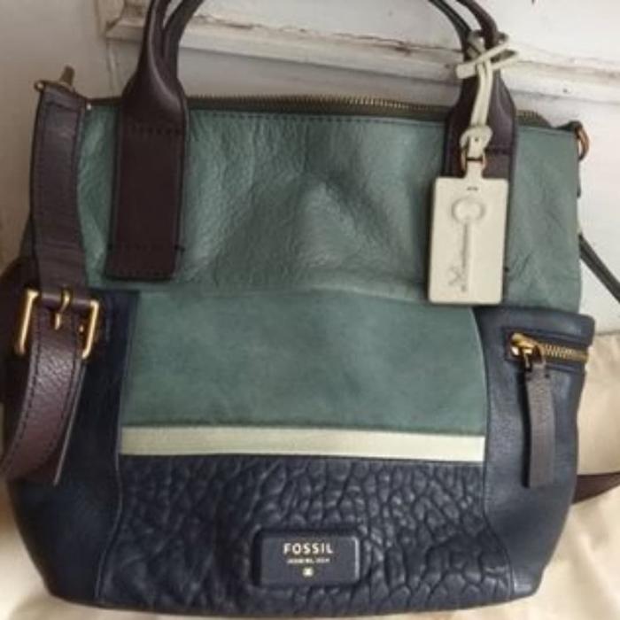 Fossil Emerson Pl Vgc