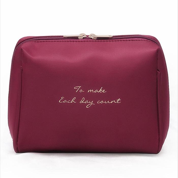 Tas Organizer Kosmetik / Makeup / Alat Mandi Kecil Anti Air