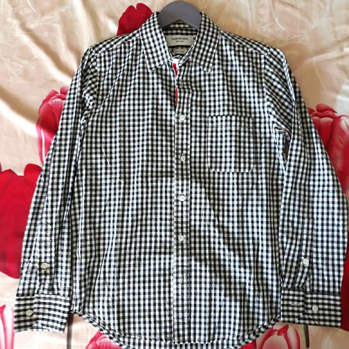 Kemeja Thom Browne made in japan
